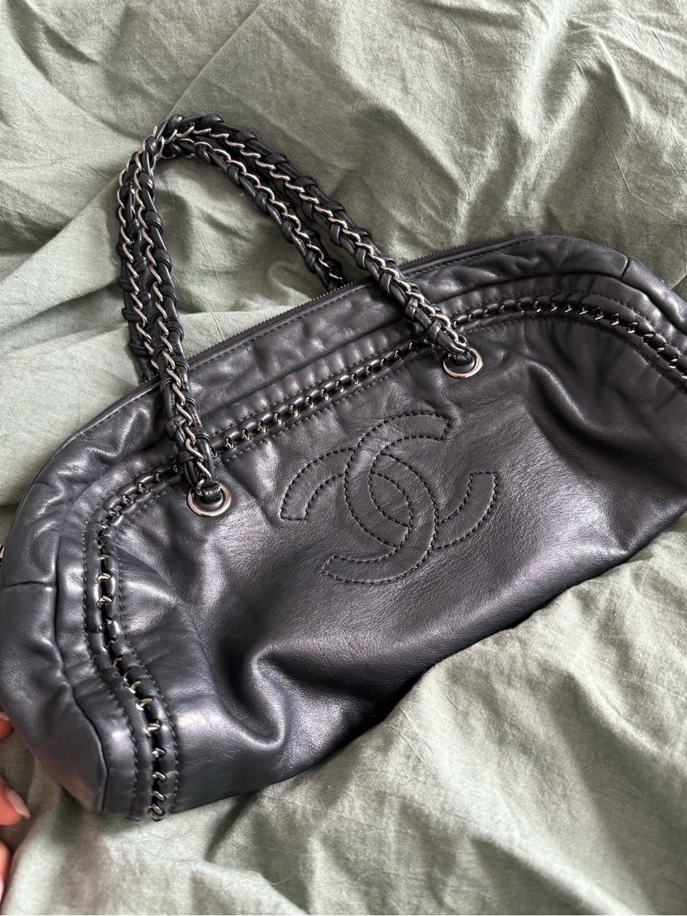 CHANEL Black Quilted Calfskin Leather East West Bowler Bag with Chain-Strap - Picture 3 of 13